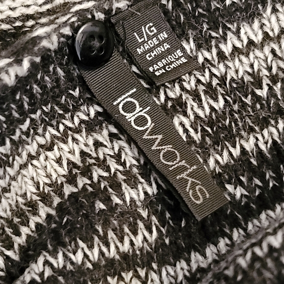 Labworks Womens Black White Marled Knit Pullover Sweater Size L Patch Detail - Picture 9 of 9